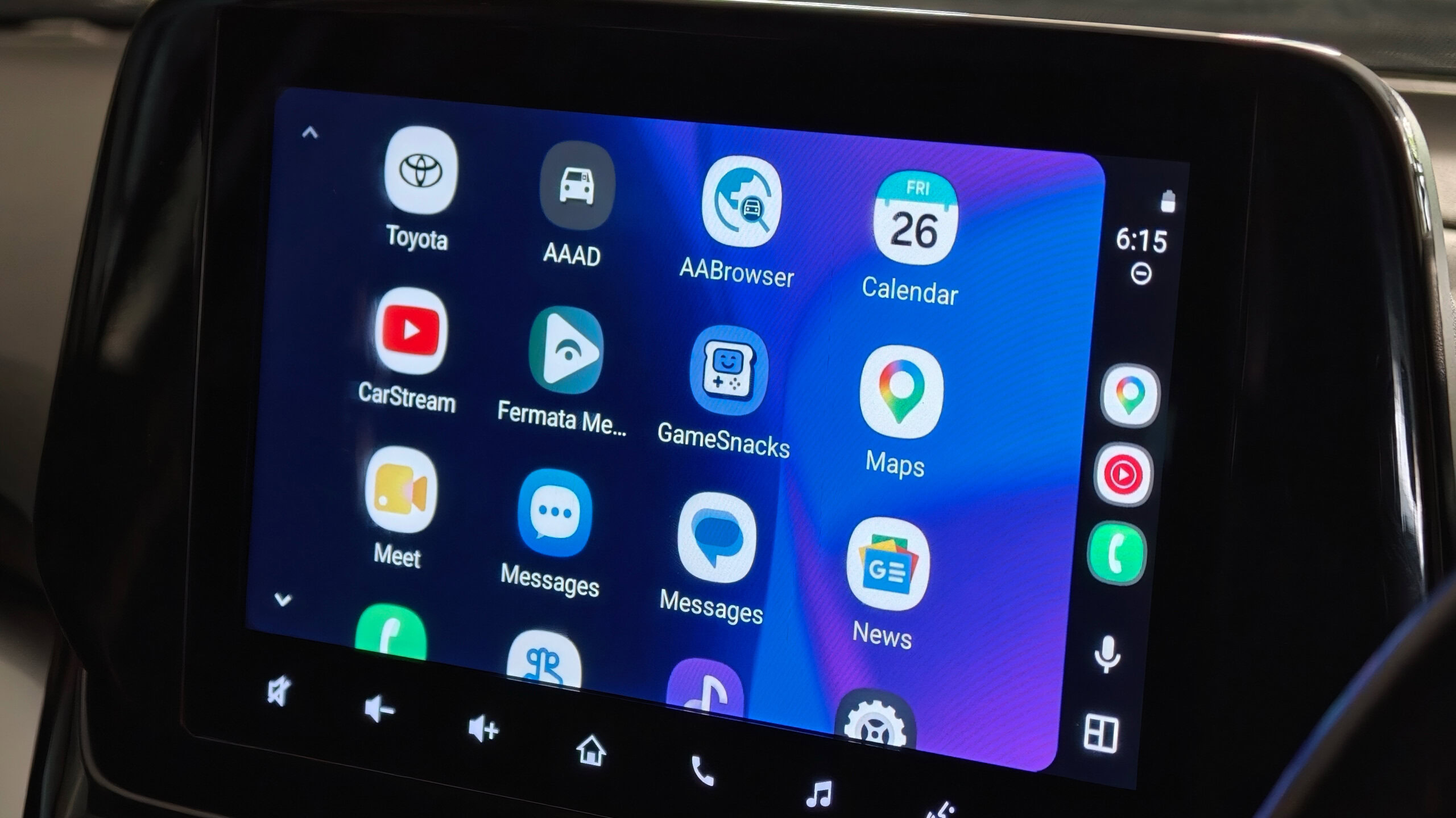 Android Auto may finally give GameSnacks the full screen treatment Android Auto may finally give GameSnacks the full screen treatment